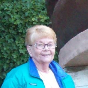 Meet your Posher, Jeanne